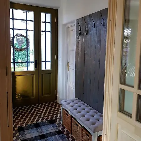 Belvárosi Kertesház * Keszthely