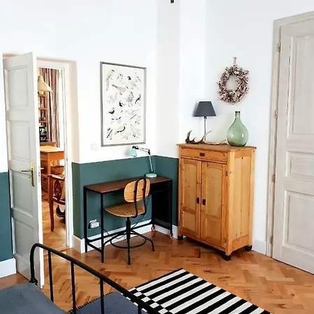 Belvarosi Kerteshaz Ferienhaus *